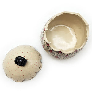 Rose & Black Garlic Keeper With Daisies