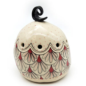 Rose & Black Garlic Keeper With Daisies