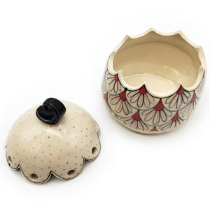 Rose & Black Garlic Keeper With Daisies