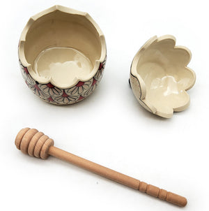 Rose & Black Honey Pot With Daisies