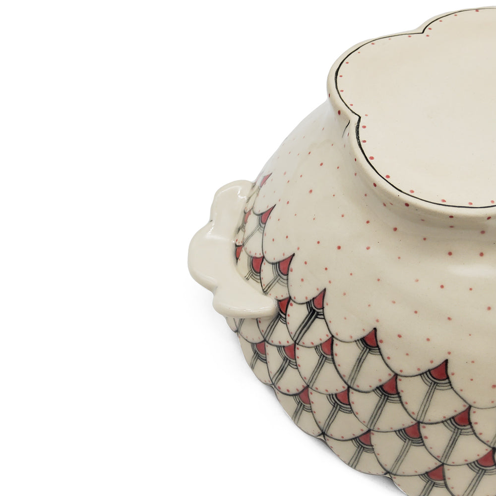 Oval Scalloped Edge Serving Bowl