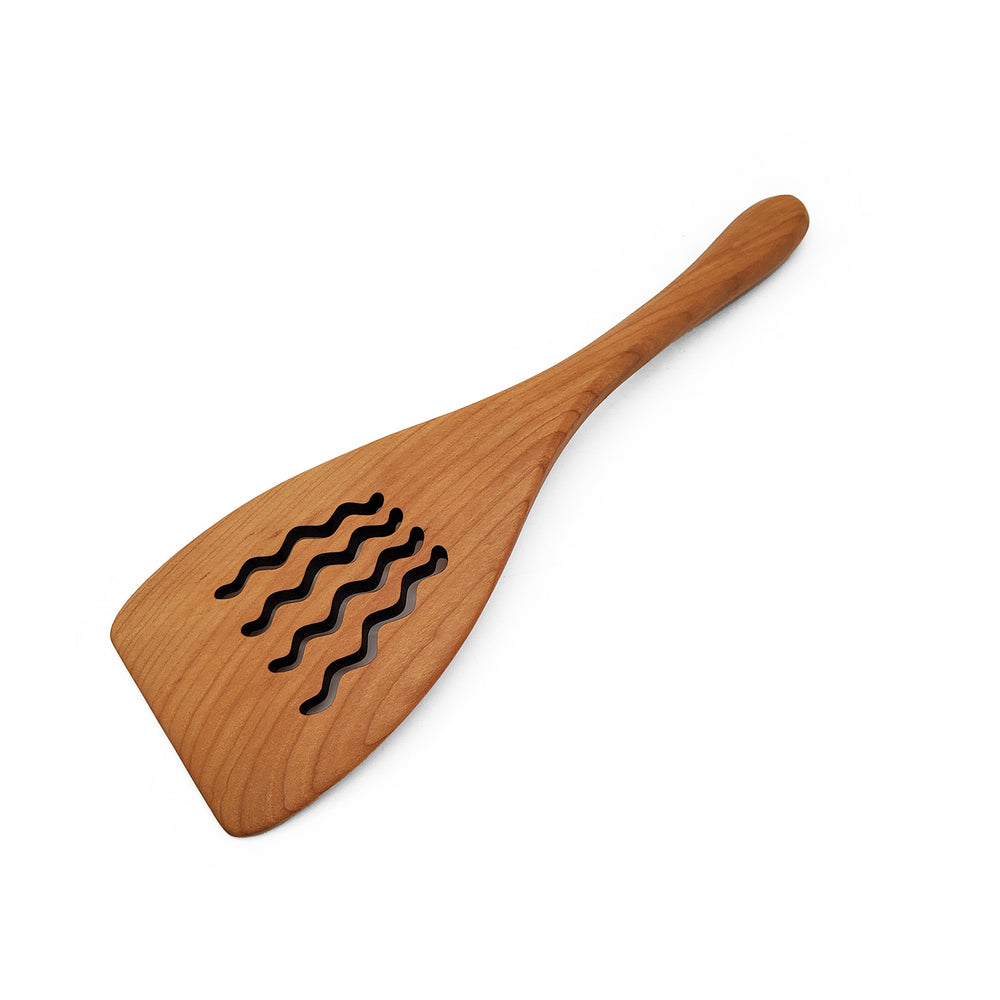 Large Spatula with Wiggle Slots