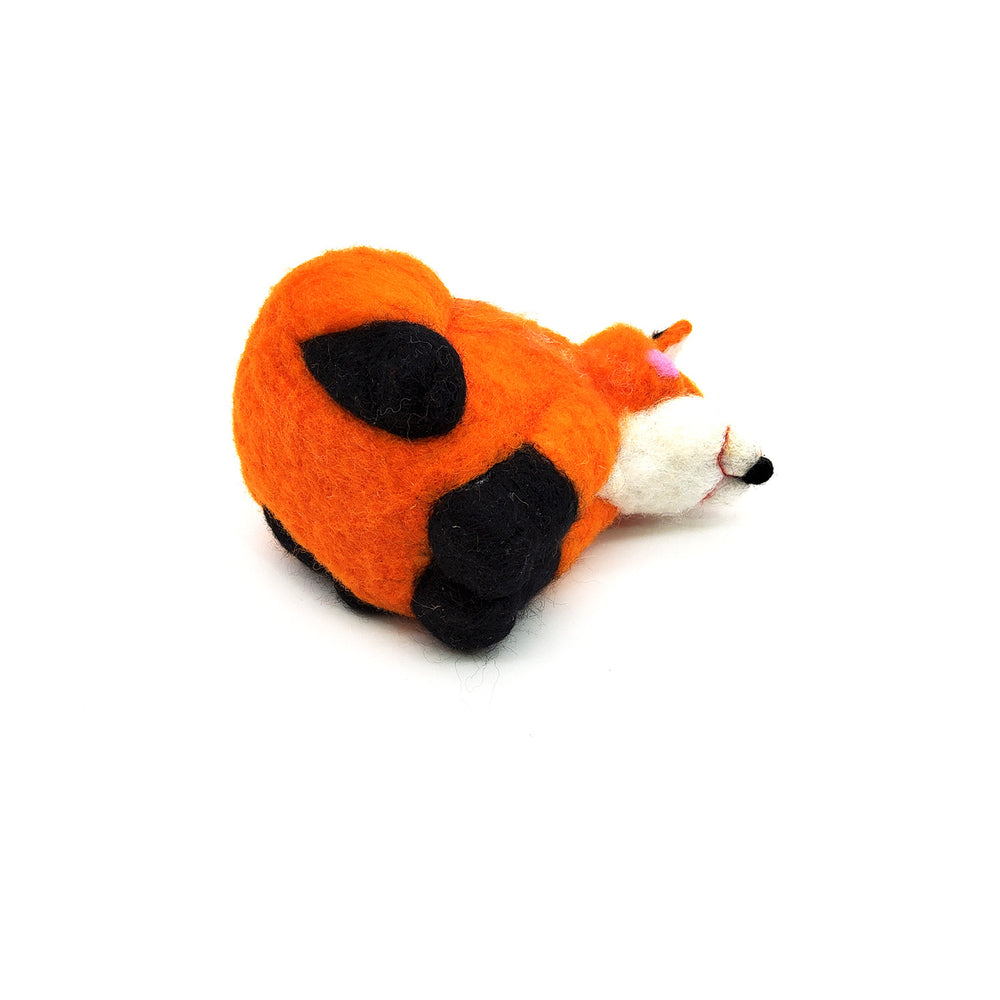Felted Fox, Sitting