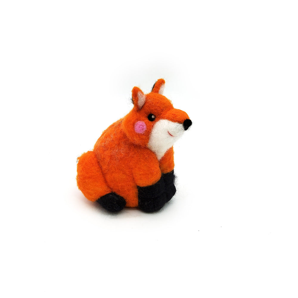 Felted Fox, Sitting