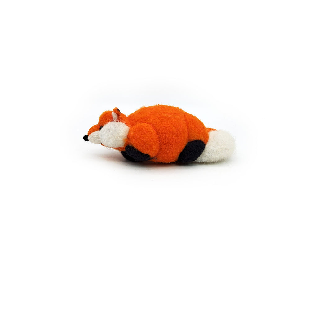 Felted Fox, Crouching