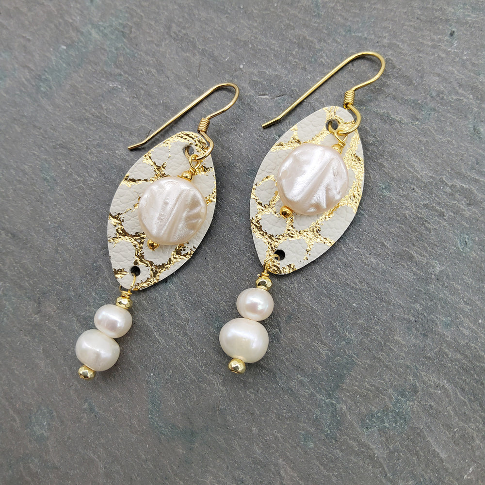 Leather & Freshwater Peal Earrings