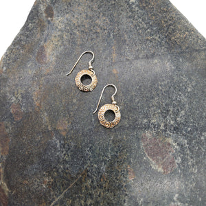 Scroll Pattern Circle Earrings