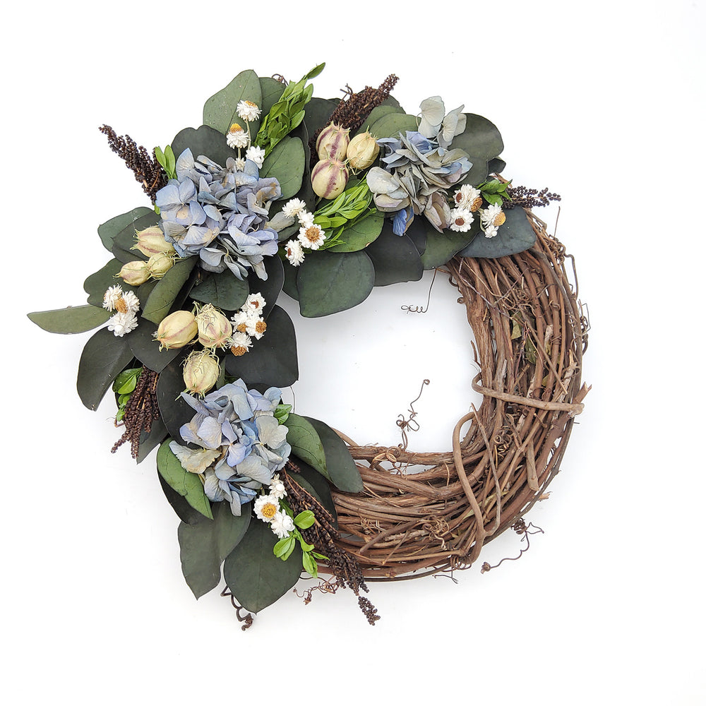 
            
                Load image into Gallery viewer, Populus Eucalyptus Grapevine Wreath
            
        