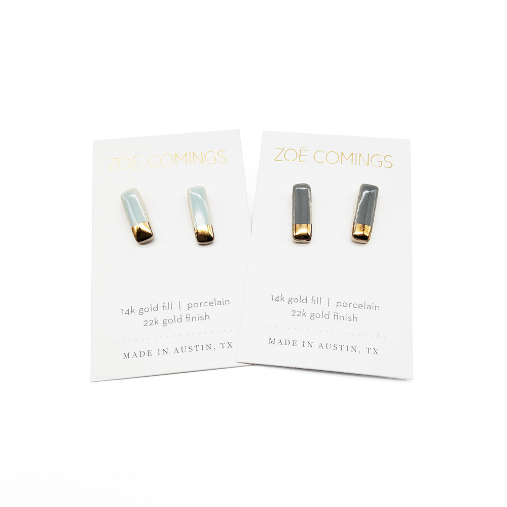 Teeny Reed Studs Light Grey