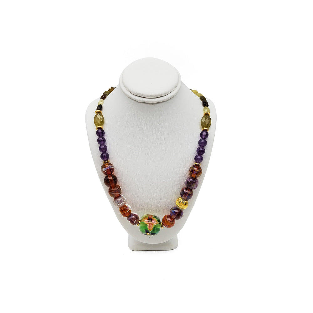 
            
                Load image into Gallery viewer, Dreamy Glass Floral Bead Necklace
            
        