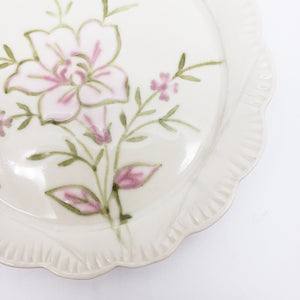 
            
                Load image into Gallery viewer, Pink and White Floral Plate
            
        